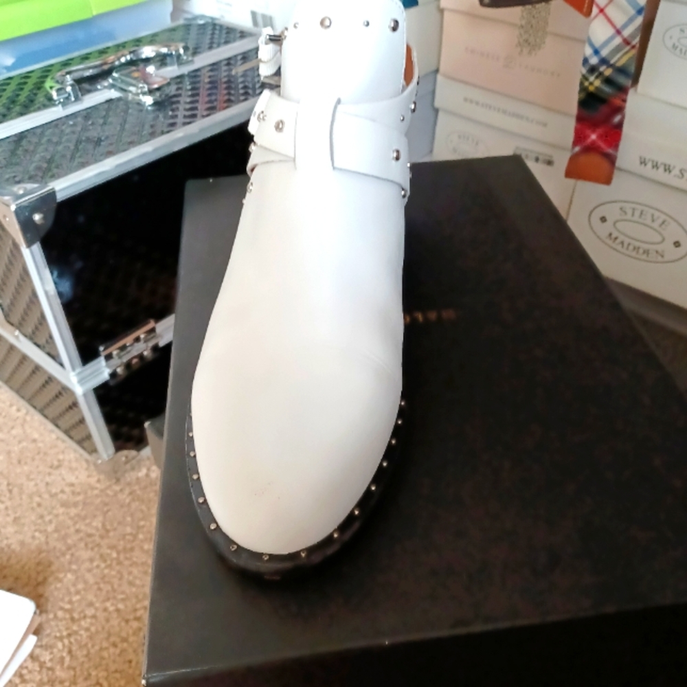 Booties - Picture 2 of 5